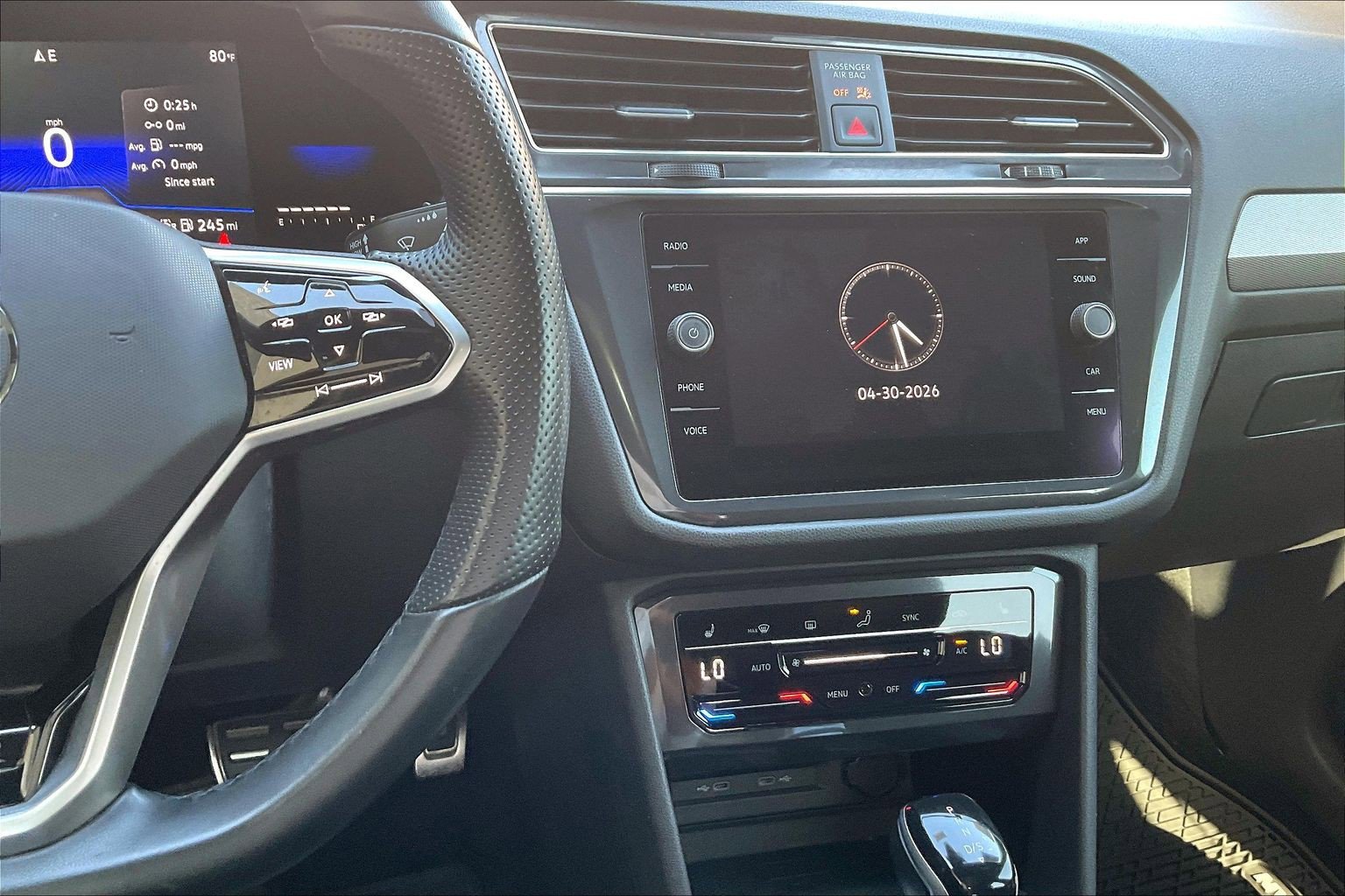 Certified 2022 Volkswagen Tiguan SE R-Line FWD image 5