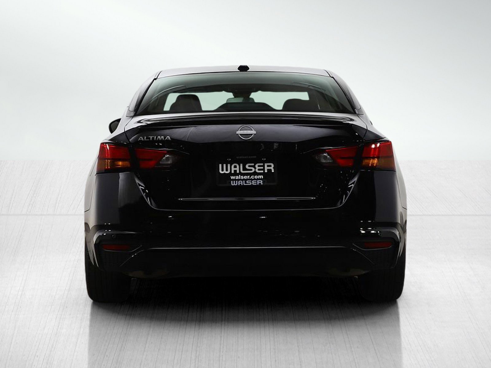 Used 2025 Nissan Altima 2.5 S image 4