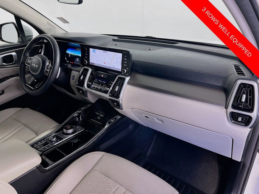 Certified 2023 Kia Sorento SX Prestige image 33