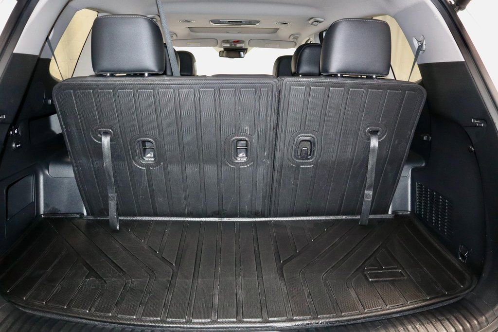 Used 2023 Kia Telluride EX w/ EX Captain's Chair Package image 15