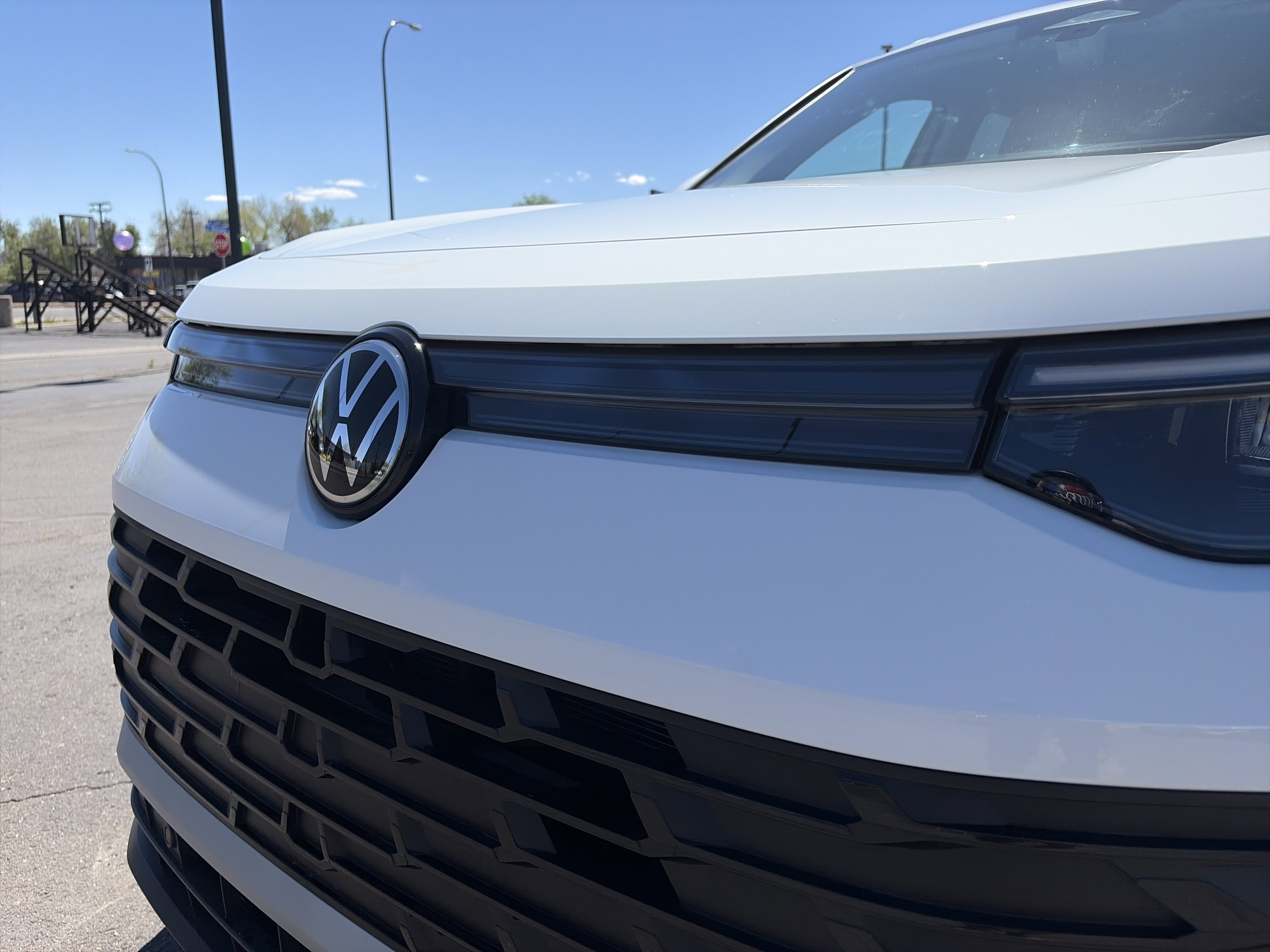 Certified 2025 Volkswagen Tiguan SE AWD/4WD image 13
