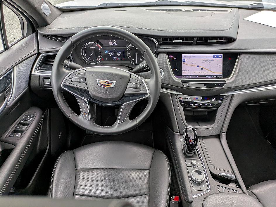 Certified 2025 Cadillac XT5 Premium Luxury image 33