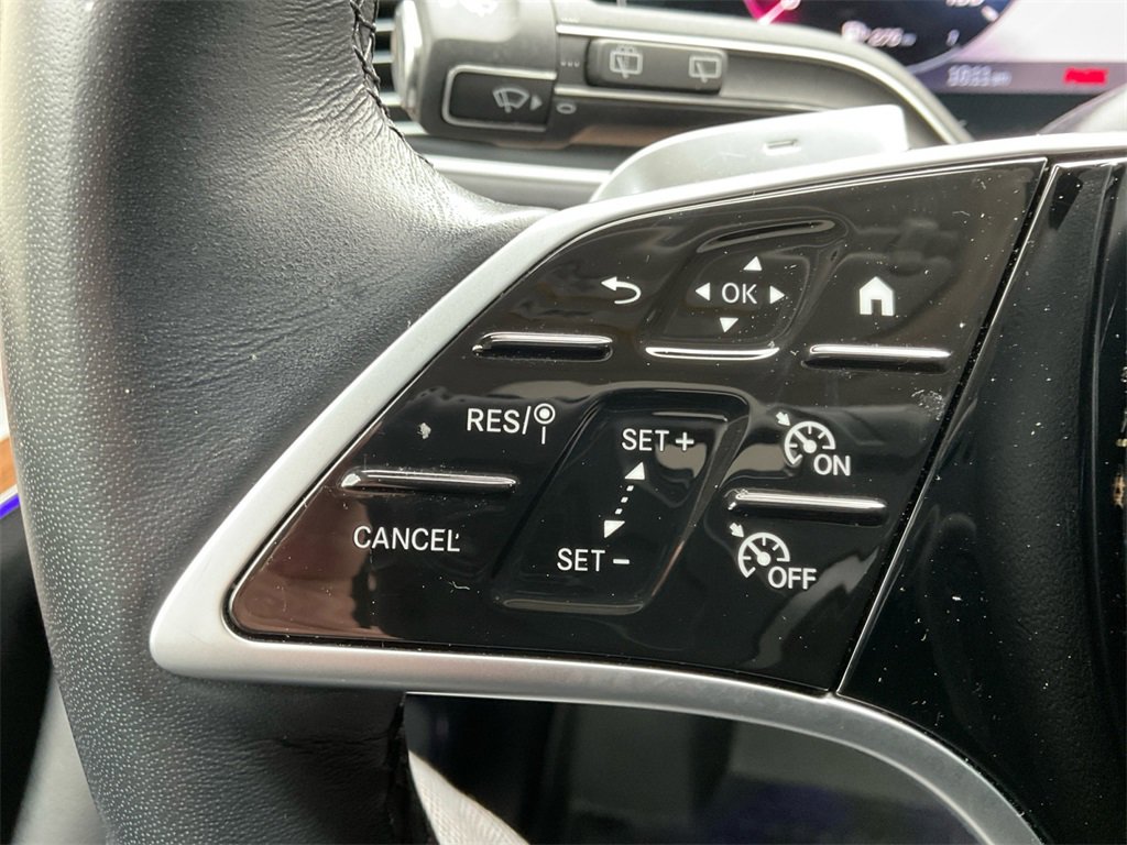 Used 2025 Mercedes-Benz GLE 350 4MATIC image 33