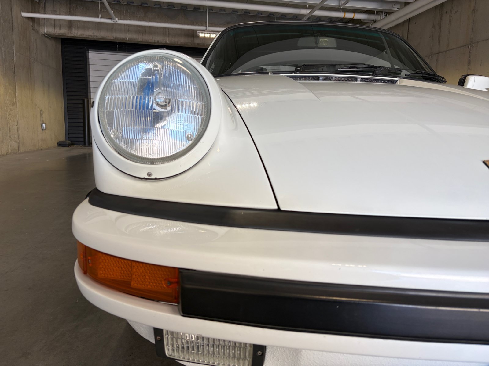 Used 1987 Porsche 911 Carrera RWD image 14