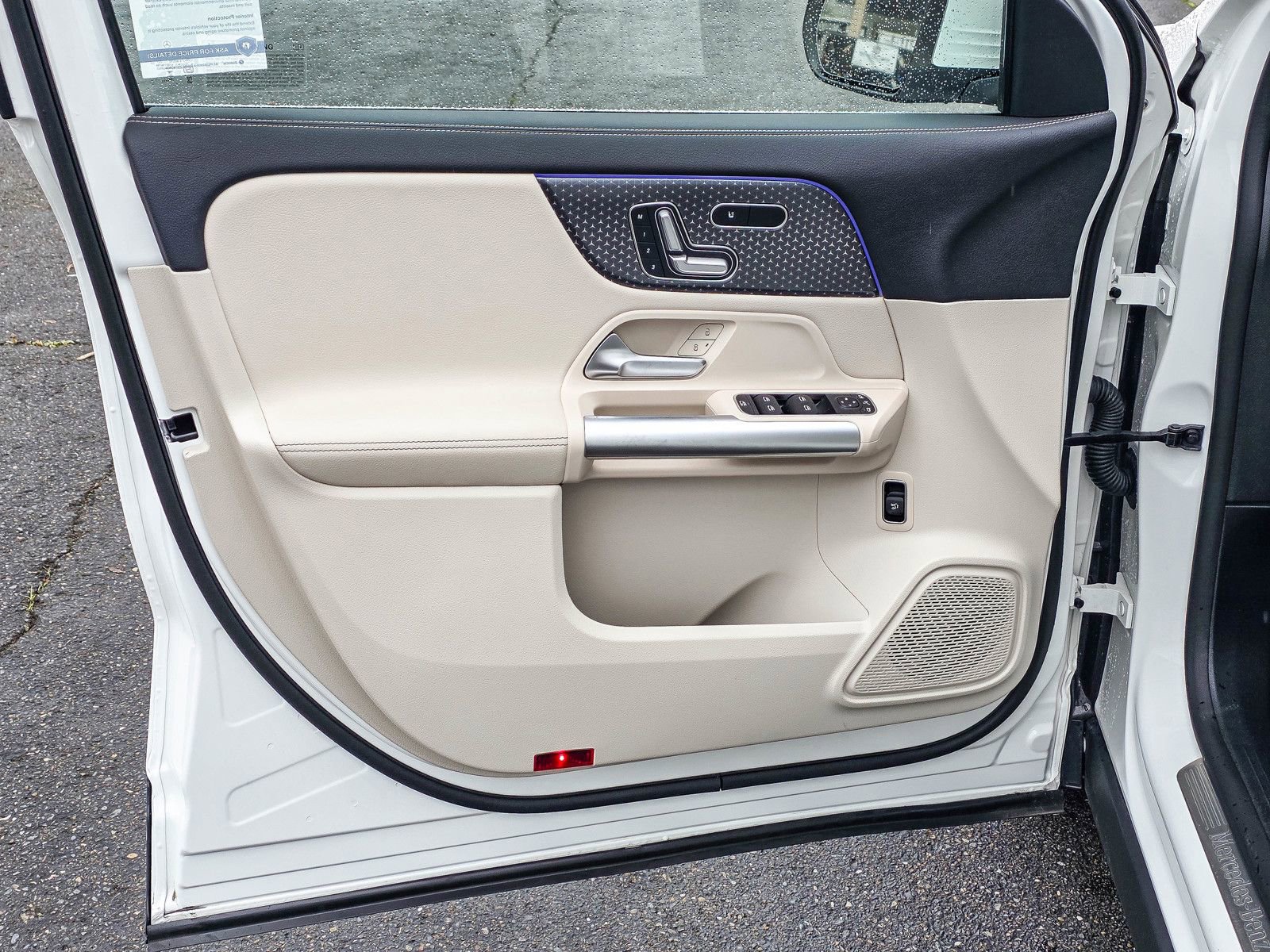 Certified 2025 Mercedes-Benz GLA 250 4MATIC image 19