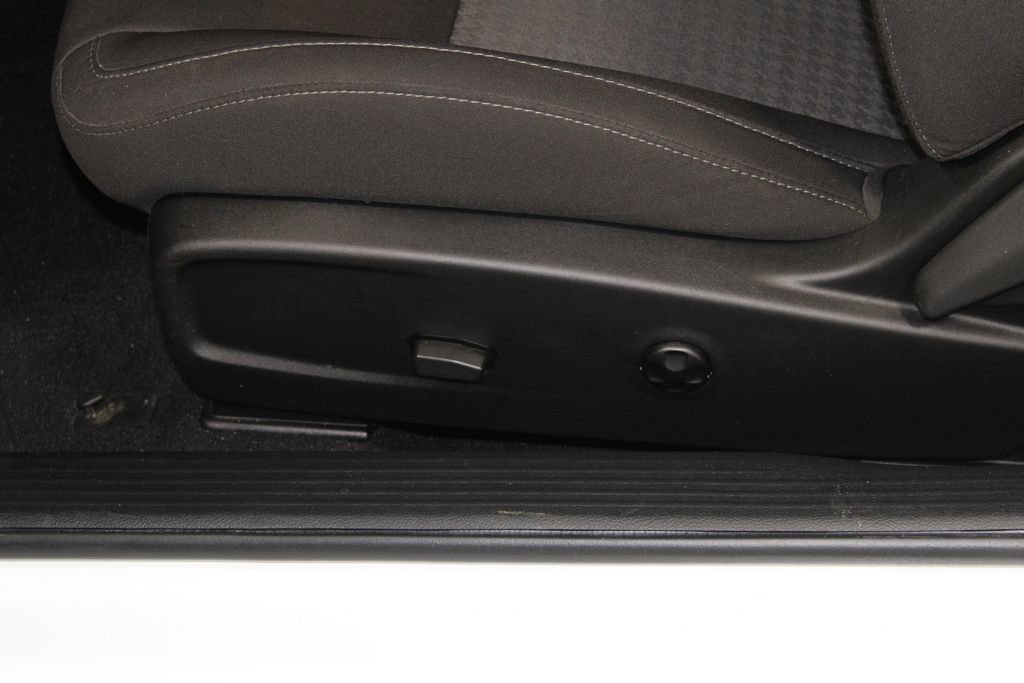 Used 2021 Dodge Challenger R/T Scat Pack w/ Shaker Package image 17