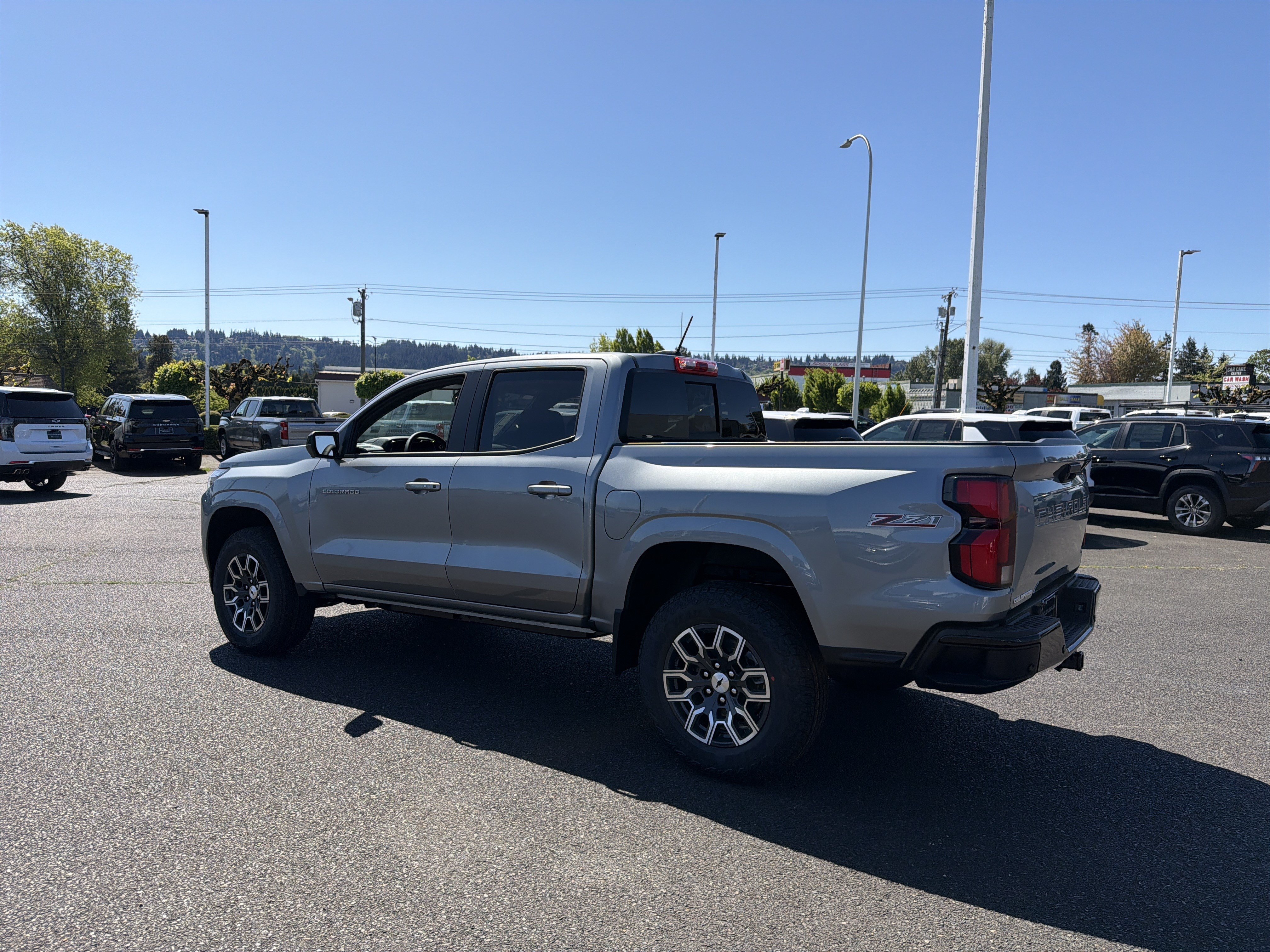 New 2026 Chevrolet Colorado Z71 w/ Technology Package AWD/4WD image 3