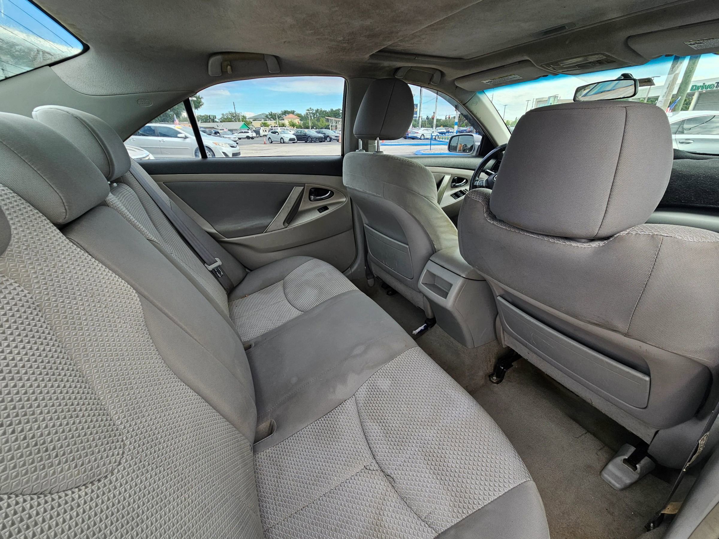 Used 2009 Toyota Camry SE FWD image 11