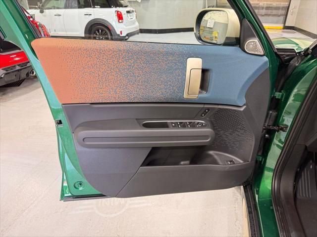 Certified 2025 MINI Cooper Countryman S AWD/4WD image 10