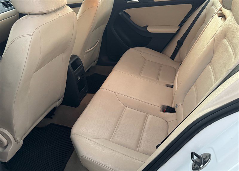 Used 2012 Volkswagen Jetta SE image 10