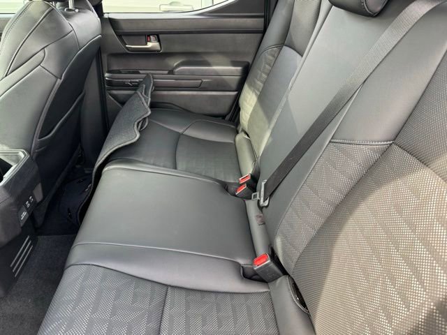 Certified 2024 Toyota Tacoma TRD Off-Road w/ TRD Off Road Premium Package AWD/4WD image 8