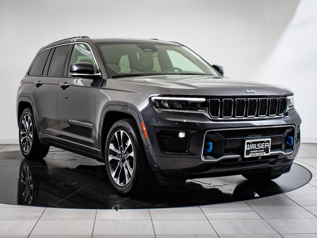 Used 2022 Jeep Grand Cherokee Overland image 12