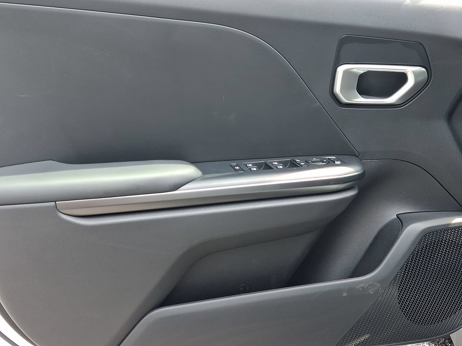 New 2026 Kia K4 FWD image 12