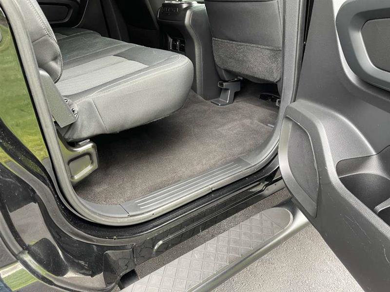 Used 2018 Nissan Titan SV w/ SV Convenience Package image 33