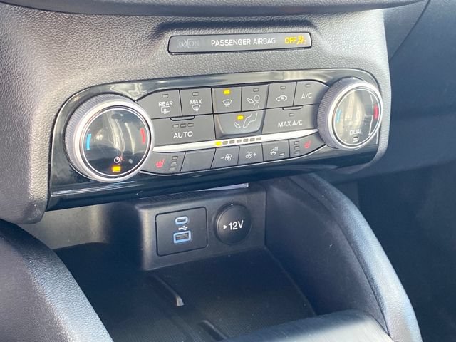Used 2022 Ford Escape SEL w/ Technology Package FWD image 11