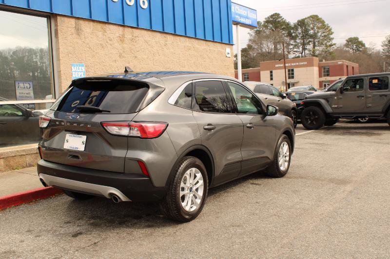 Used 2021 Ford Escape SE w/ Cold Weather Package image 4