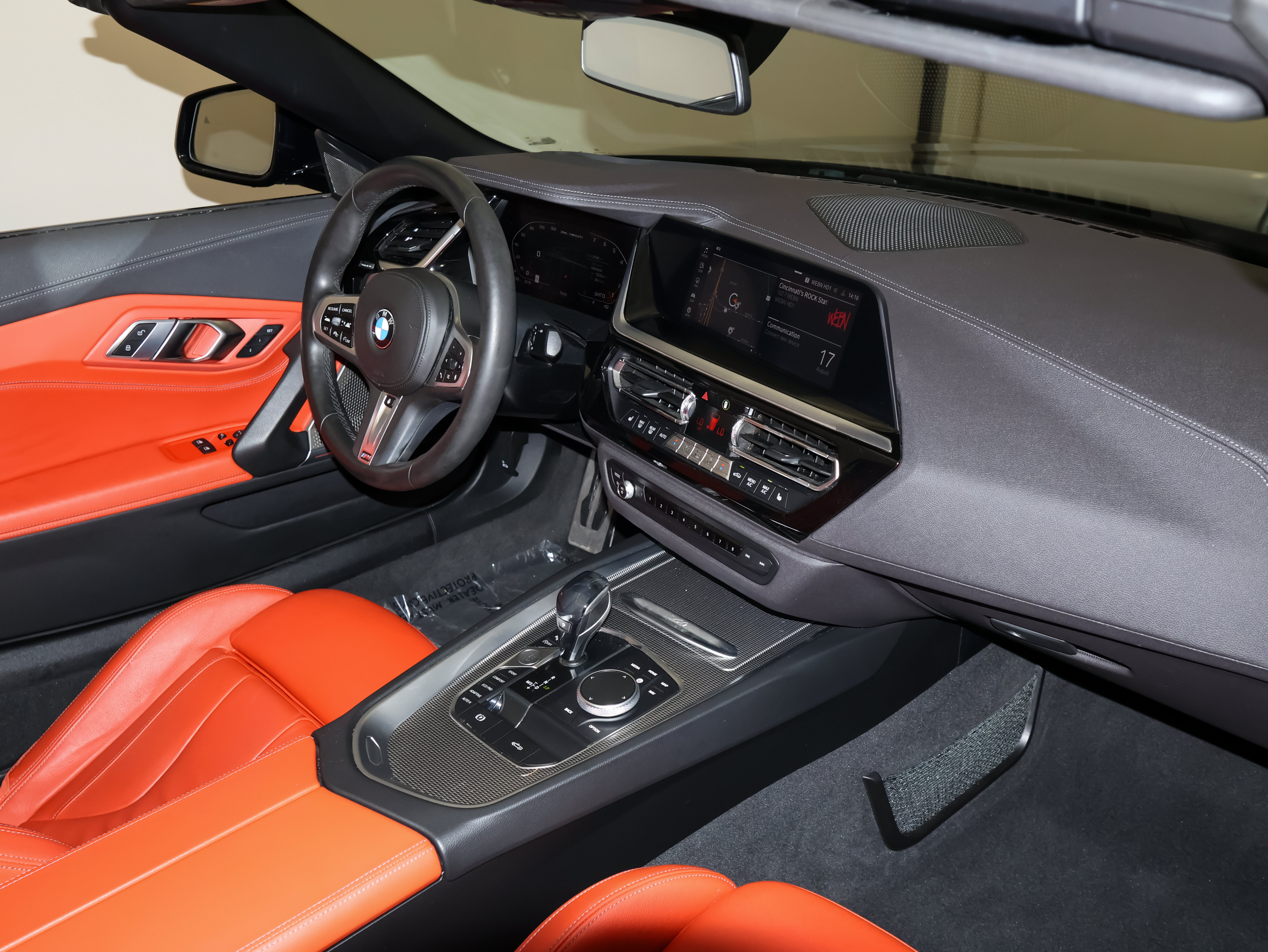 Used 2020 BMW Z4 M40i w/ Executive Package RWD image 22