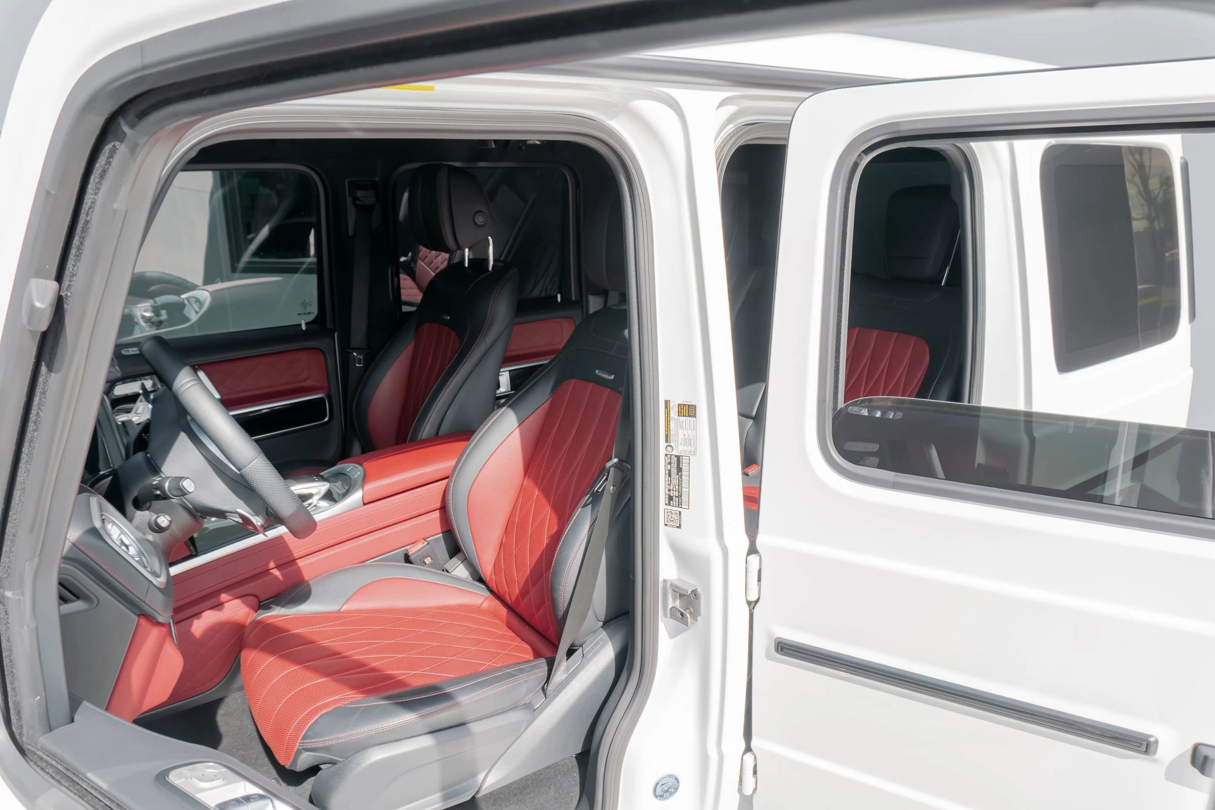 Used 2024 Mercedes-Benz G 63 AMG 4MATIC image 46