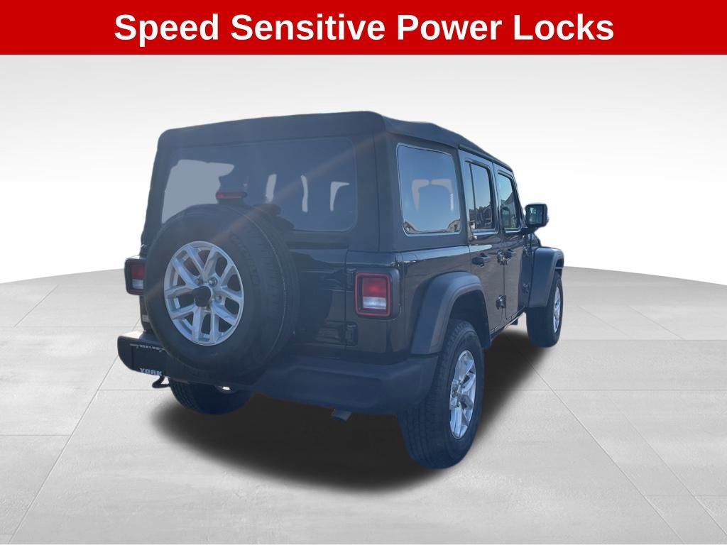 Used 2023 Jeep Wrangler Sport S image 5