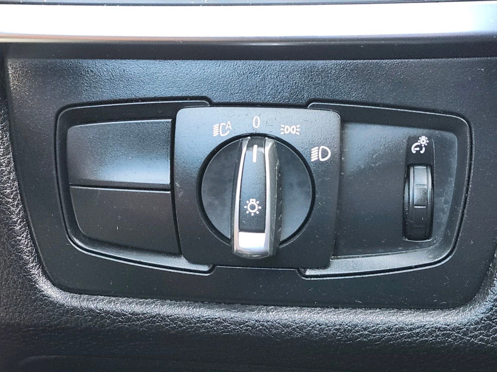 Used 2013 BMW 335i xDrive Sedan image 25