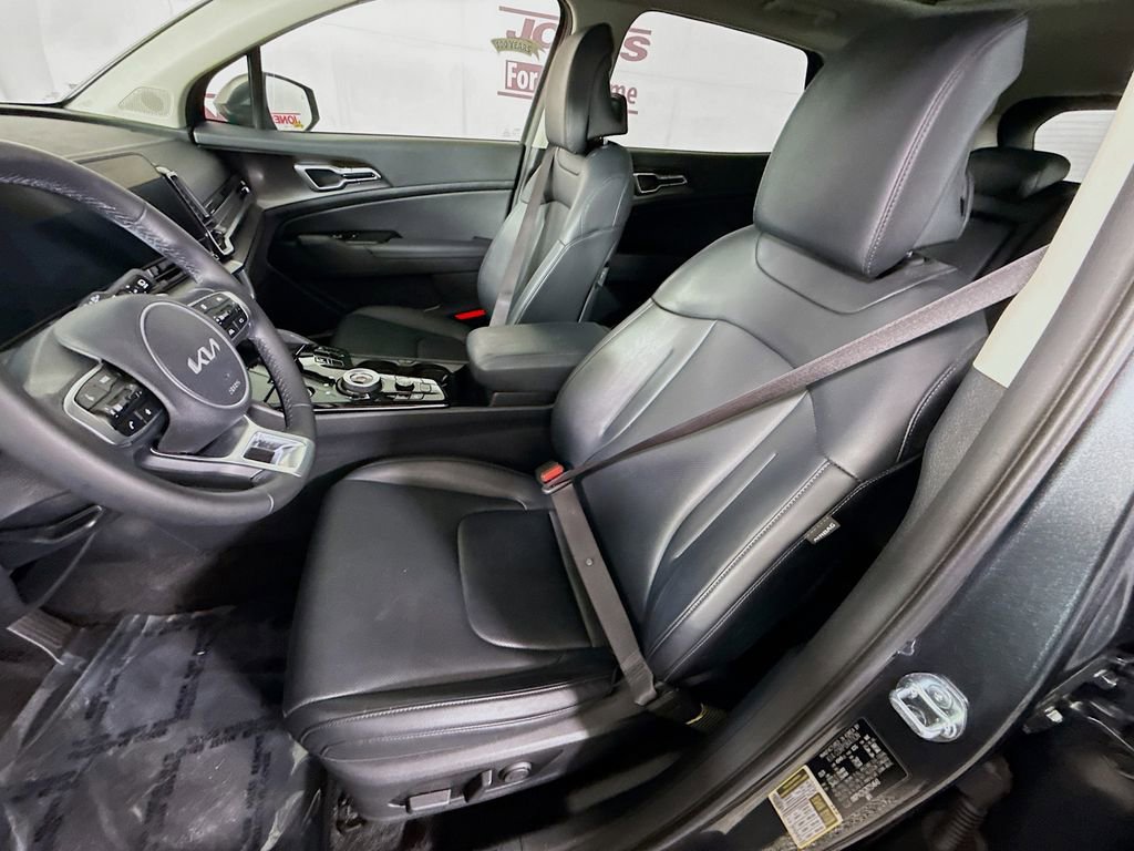 Used 2024 Kia Sportage EX w/ EX Premium Package image 26