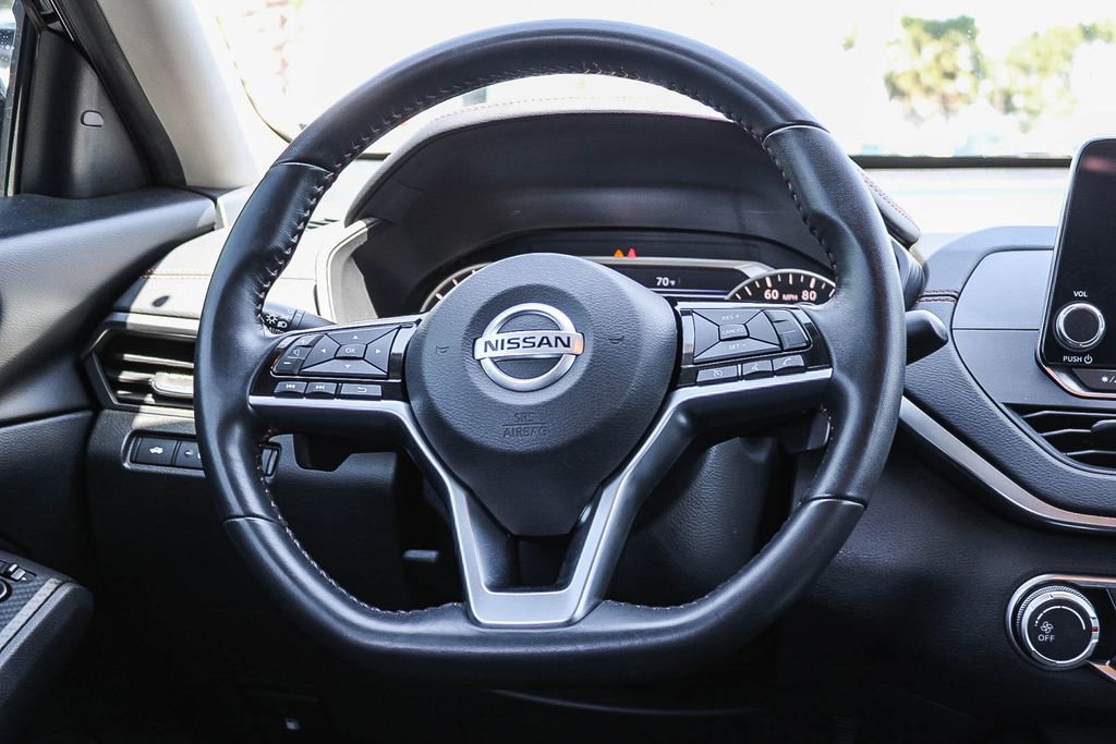 Used 2020 Nissan Altima 2.5 SR FWD image 15