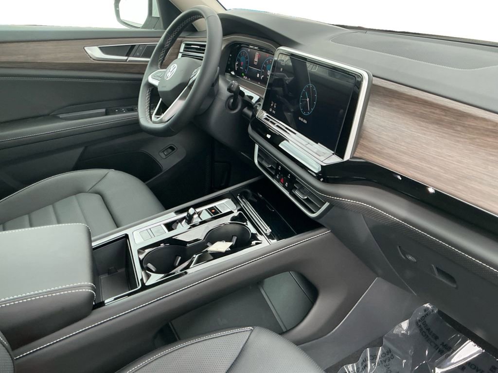 New 2026 Volkswagen Atlas SEL image 17