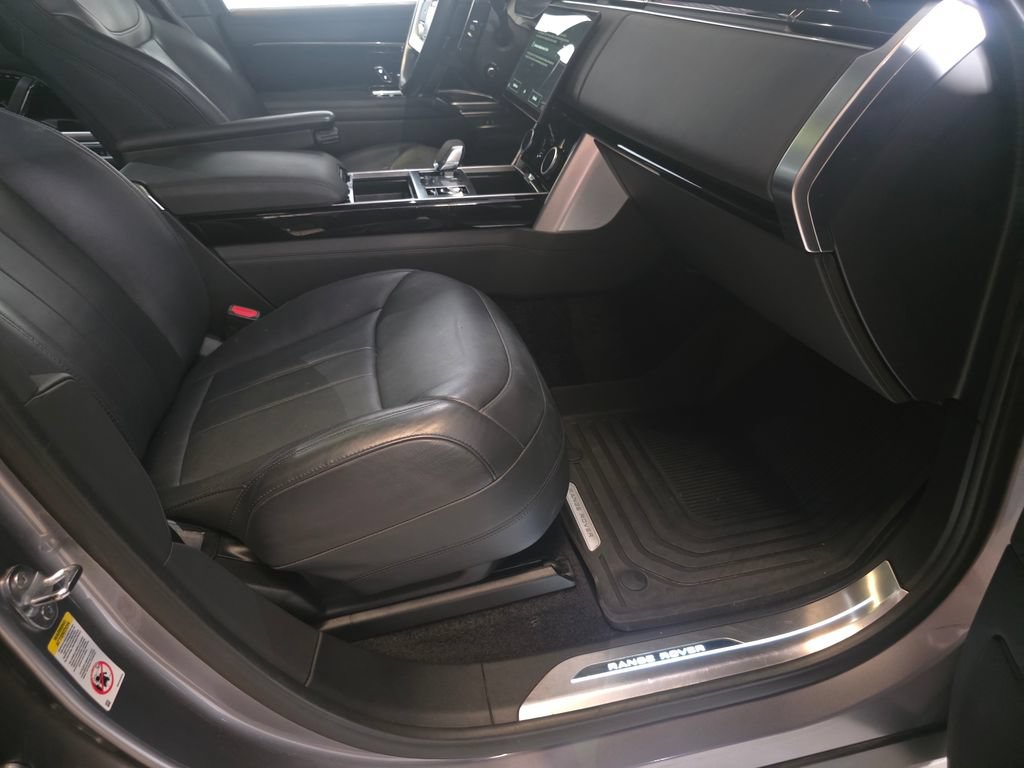 Certified 2023 Land Rover Range Rover SE AWD/4WD image 27
