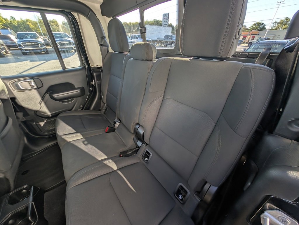 Used 2020 Jeep Gladiator Sport w/ Quick Order Package 24S image 18