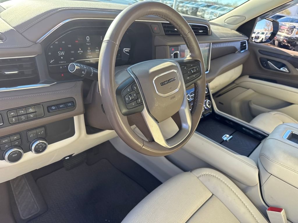 Used 2023 GMC Yukon XL Denali image 20