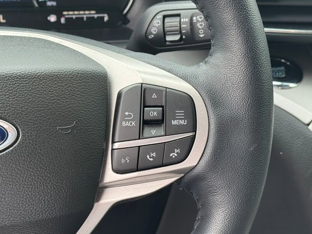 Used 2023 Ford Explorer XLT w/ Equipment Group 202A image 27
