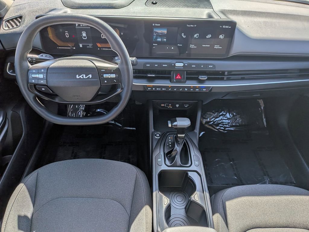 Used 2025 Kia K4 LXS image 21