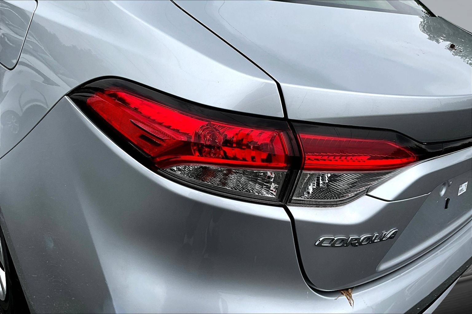 Used 2020 Toyota Corolla LE FWD image 21