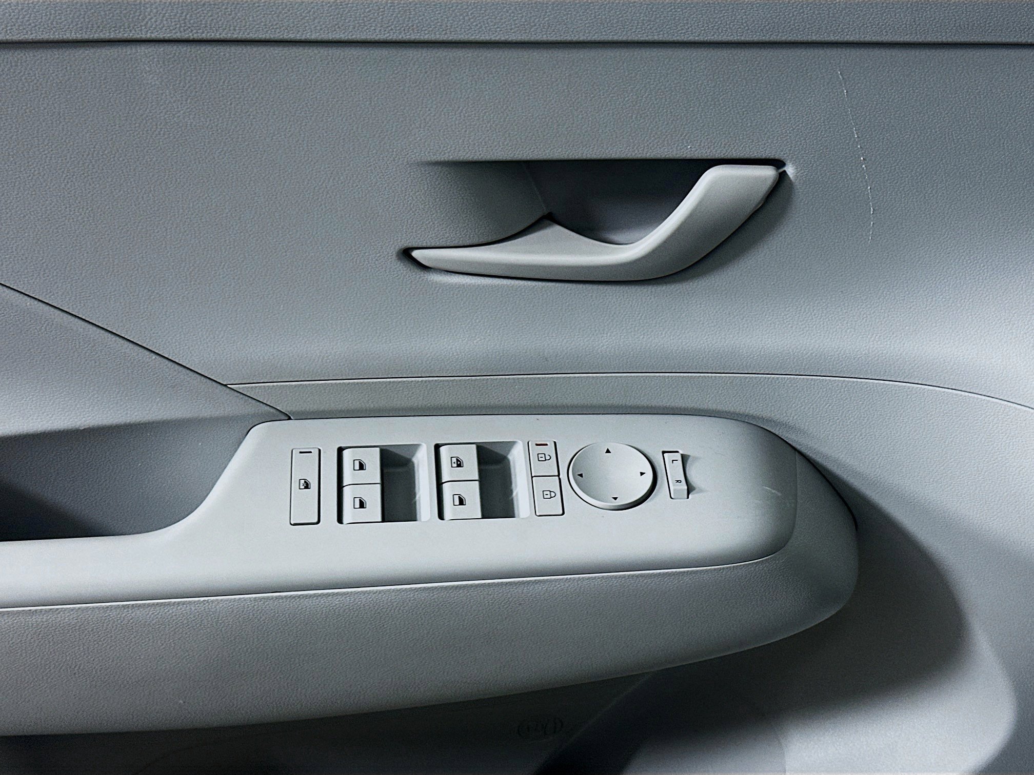 Used 2025 Hyundai Kona SEL FWD image 15