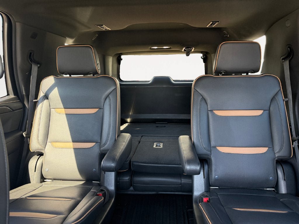 Certified 2021 GMC Yukon AT4 w/ Rear Media and Nav Package AWD/4WD image 13