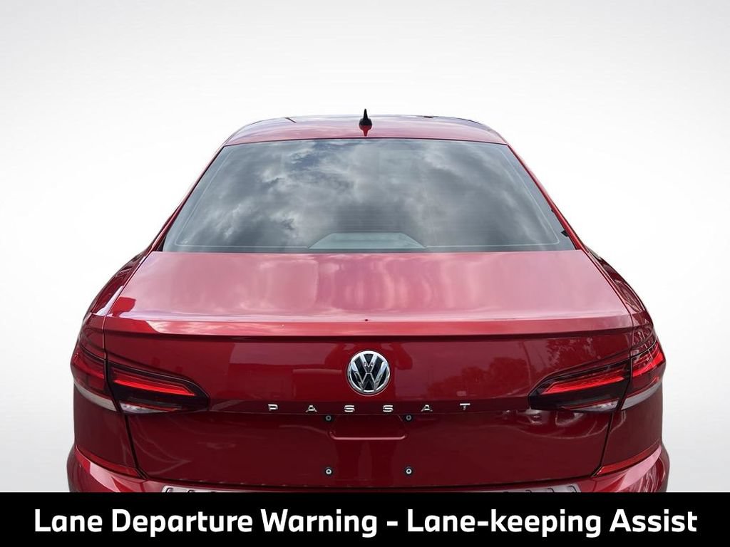 Used 2022 Volkswagen Passat 2.0T SE FWD image 10