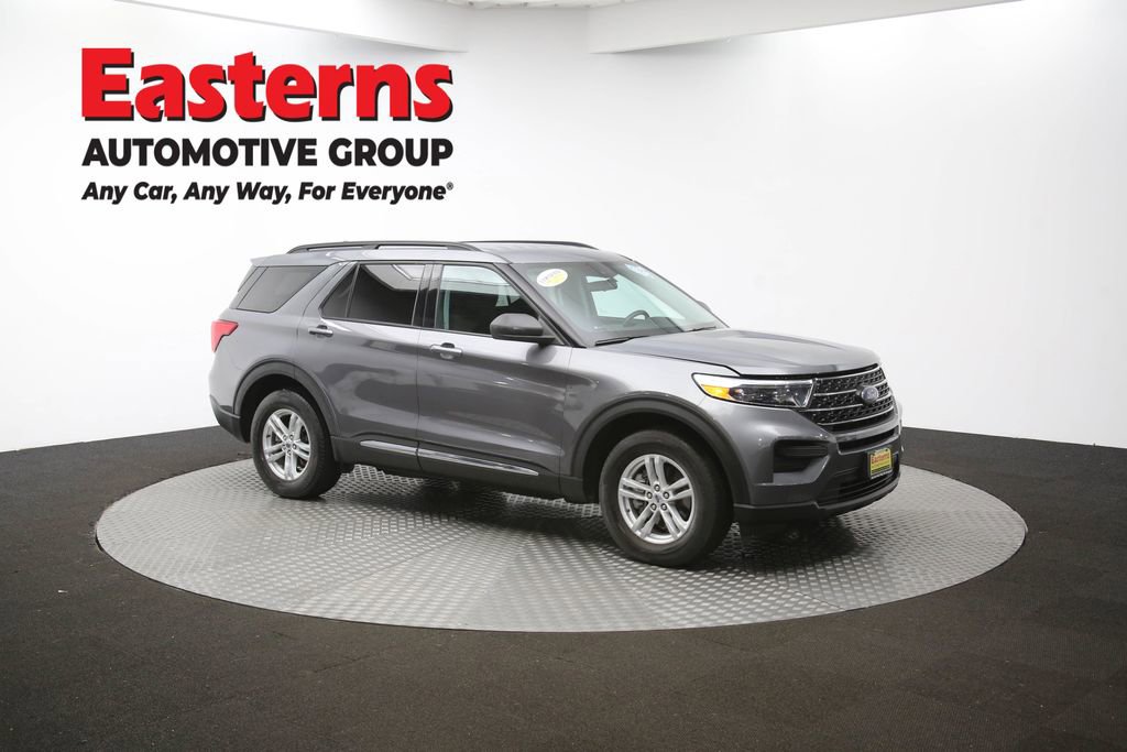 Used 2022 Ford Explorer XLT image 47