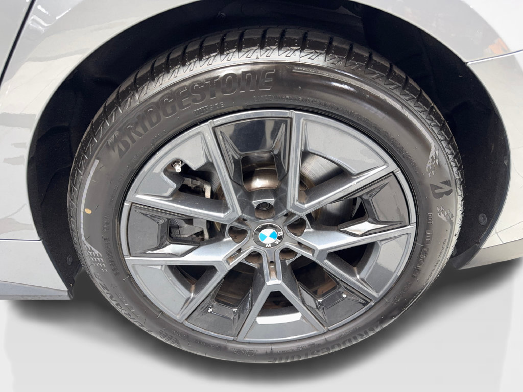 Used 2025 BMW i4 eDrive40 w/ Premium Package RWD image 79
