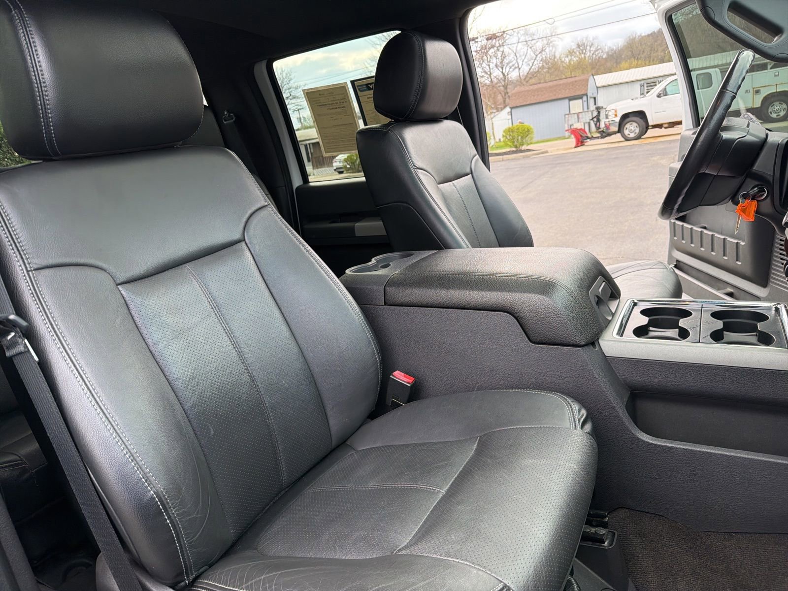 Used 2016 Ford F350 Lariat w/ Lariat Ultimate Package image 32