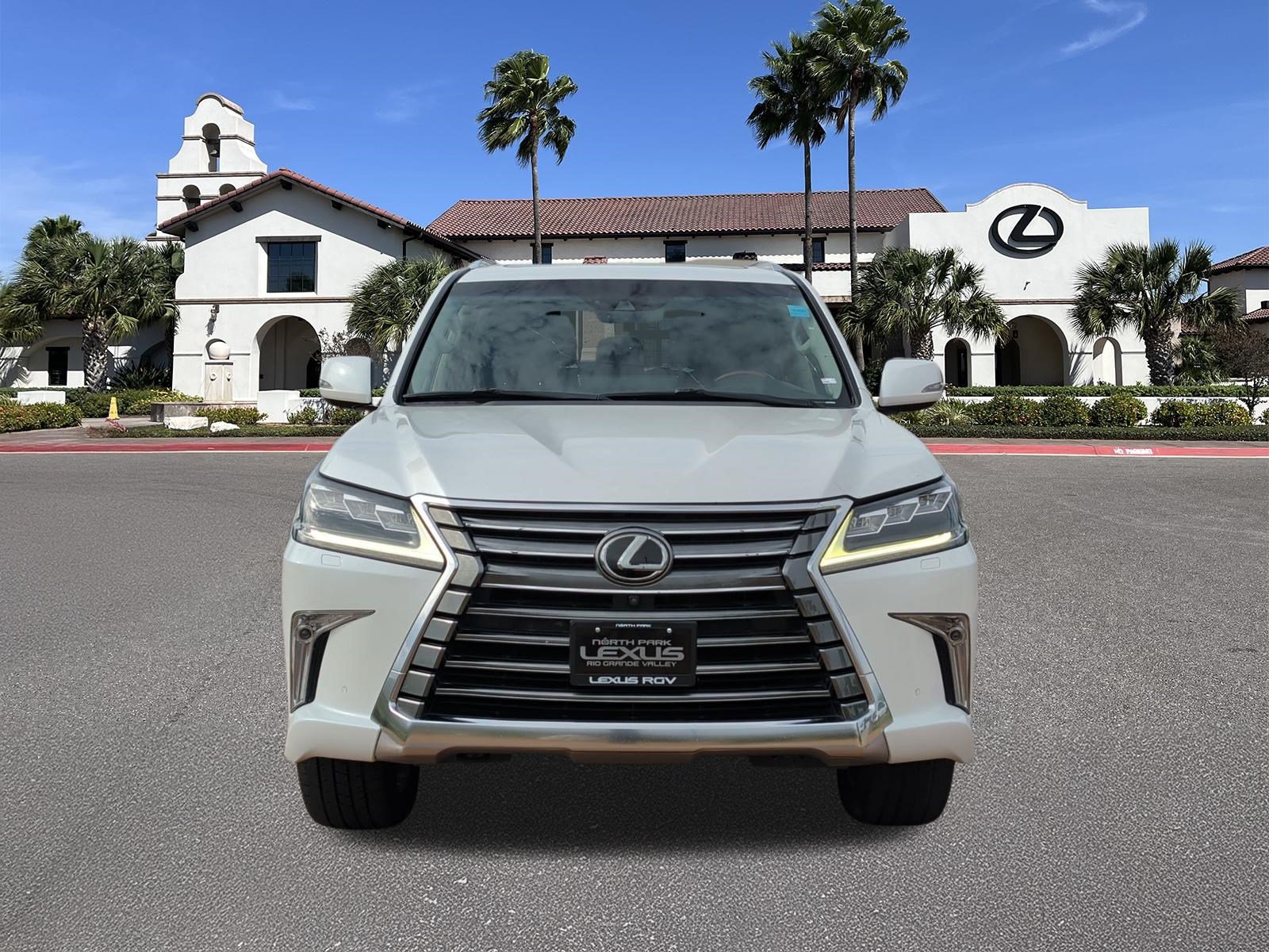 Used 2019 Lexus LX 570 4WD w/ Luxury Package image 6