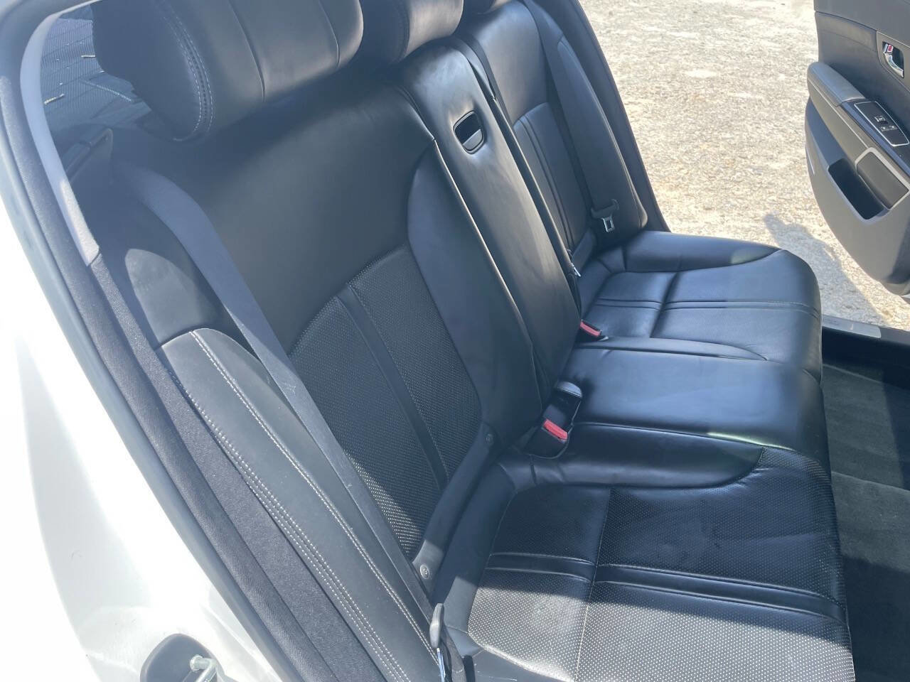 Used 2016 Kia K900 Luxury RWD image 62