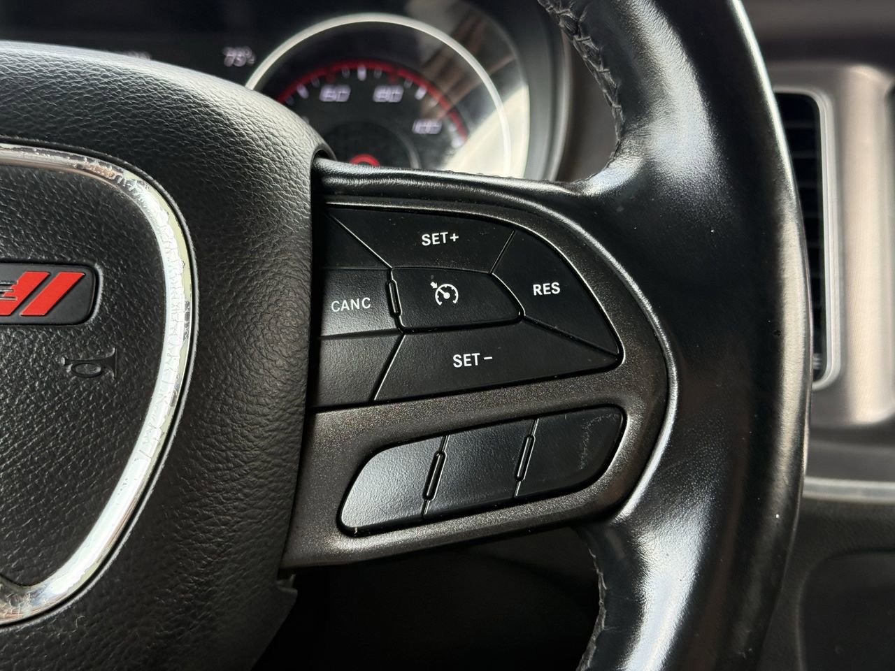 Used 2022 Dodge Charger SXT image 14