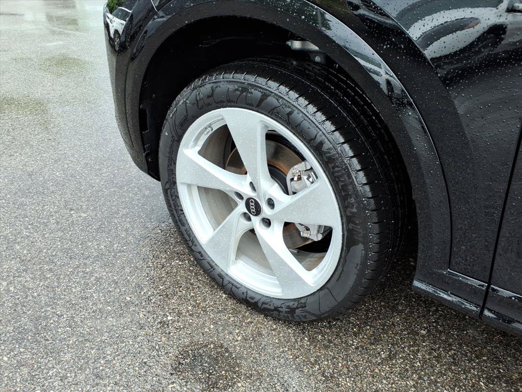 New 2026 Audi Q5 Premium AWD/4WD image 9