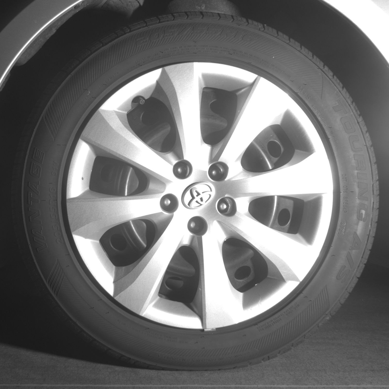 Used 2025 Toyota Corolla LE FWD image 12