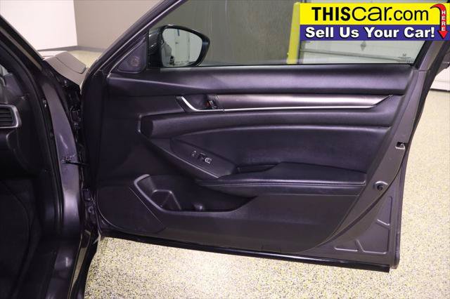 Used 2018 Honda Accord Sport image 32