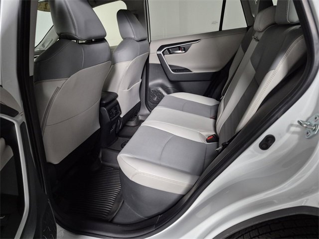 Used 2023 Toyota RAV4 Limited image 30