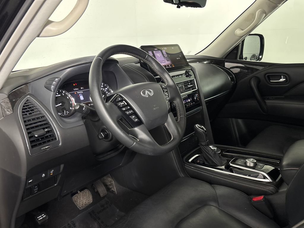 Used 2022 INFINITI QX80 Luxe w/ Cargo Package image 7