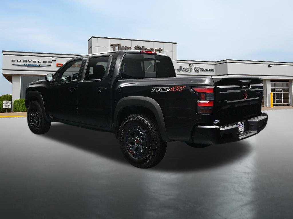 Used 2026 Nissan Frontier PRO-4X AWD/4WD image 3