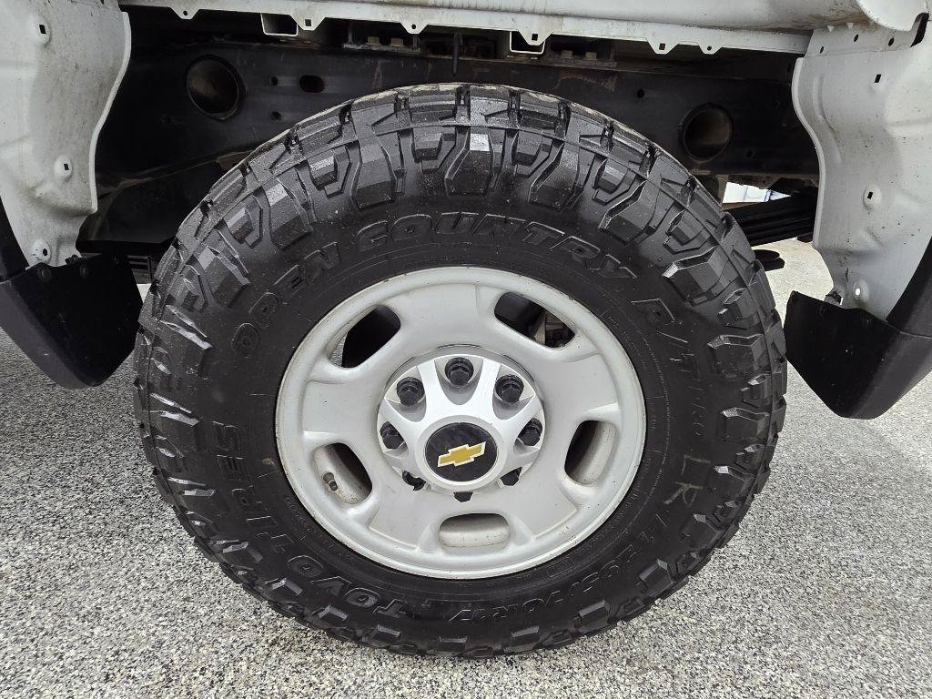 Used 2024 Chevrolet Silverado 2500 W/T w/ WT Convenience Package AWD/4WD image 29