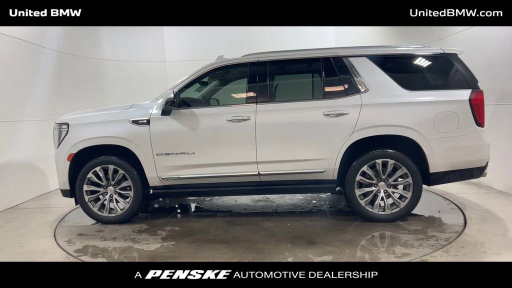 Used 2021 GMC Yukon Denali w/ Denali Premium Package image 5